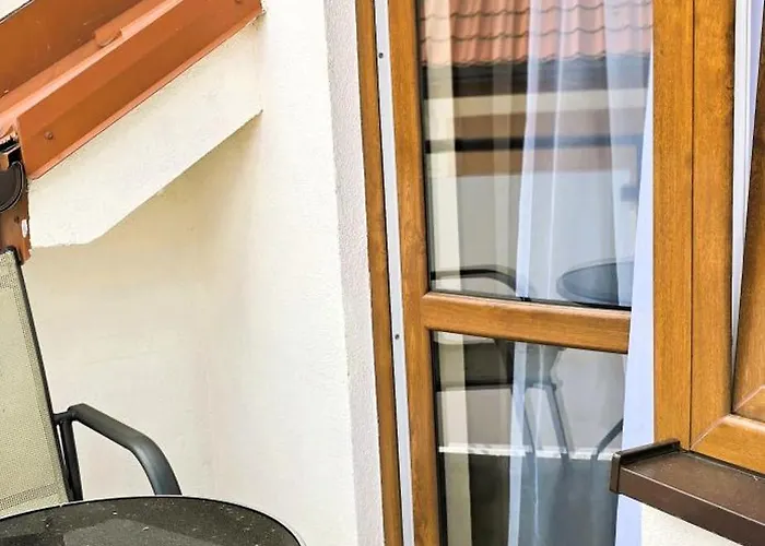 Aparthotel Osrodek Wypoczynkowy Omega - *